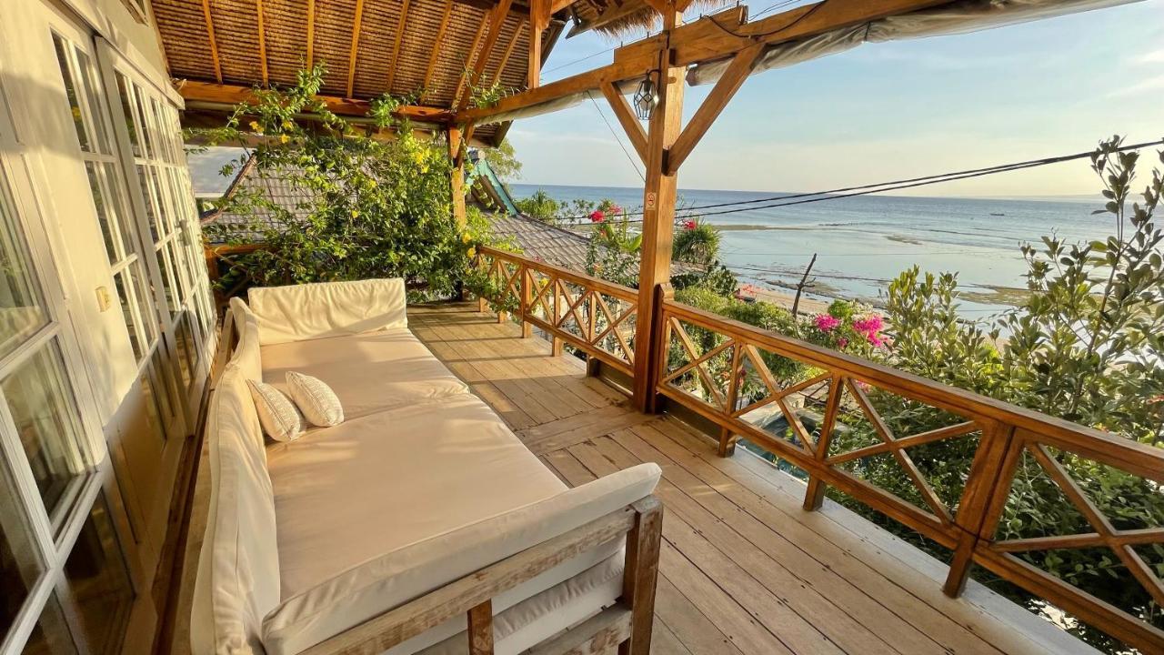 Serenity Luxurious Beachfront Villa & Spa With Private Infinity Pool, 8 Guests Gili Air Kültér fotó